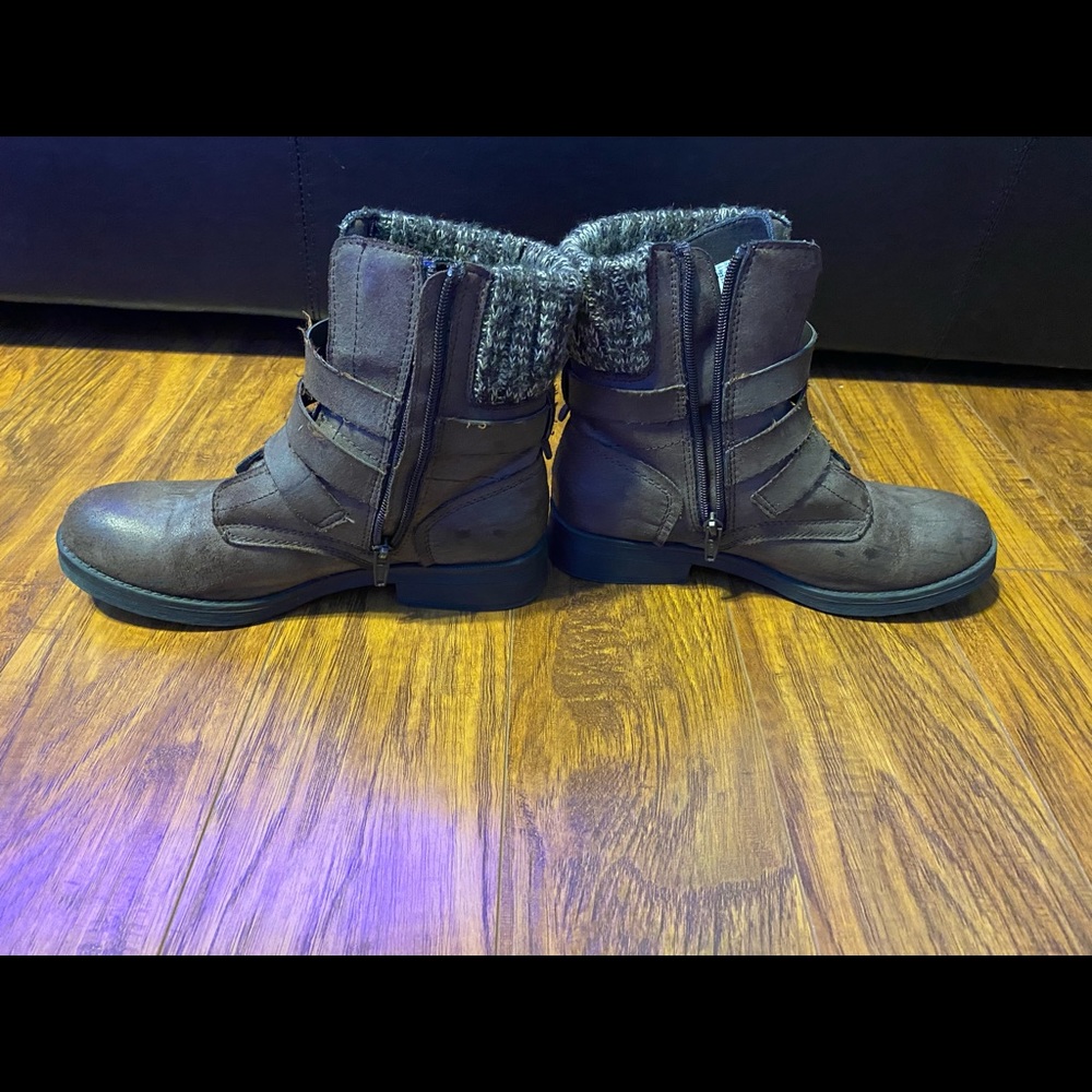 Women’s boots